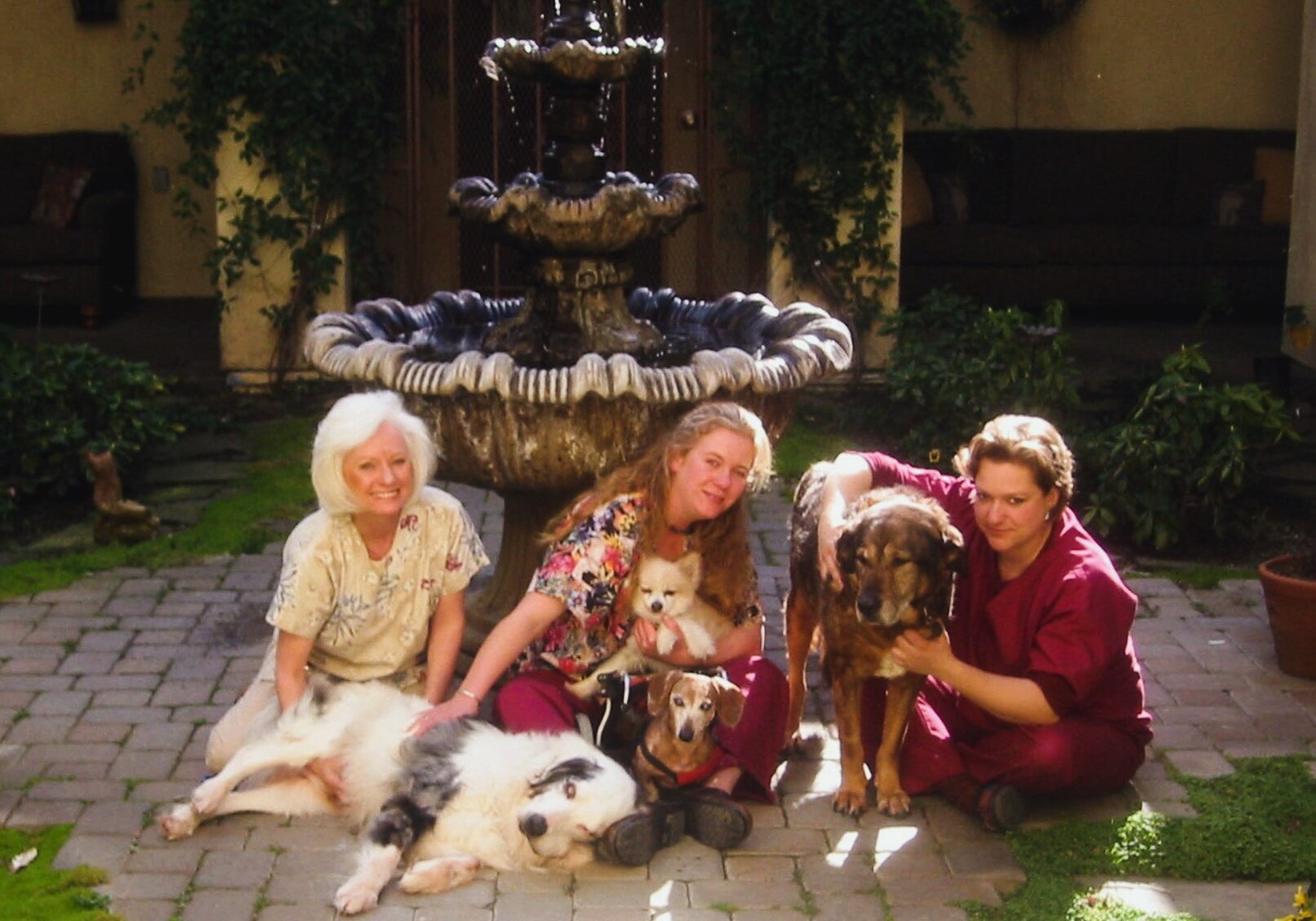 Gail, Suzy, Susanna in front of fountain 2-03